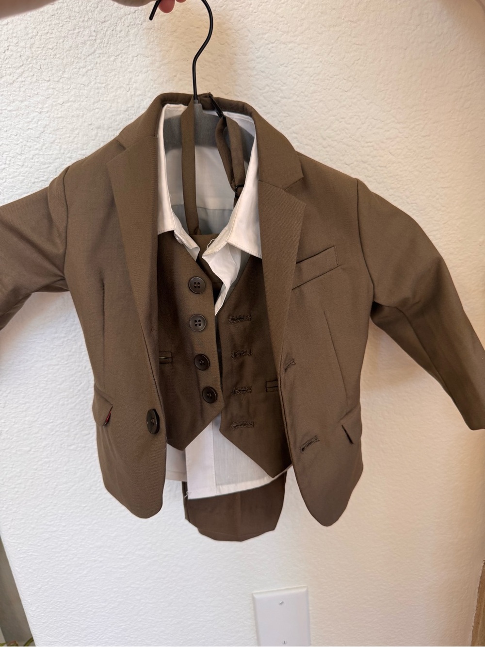 Boys Brown 3-Piece Suit Set – Classic Vest, Jacket & Shirt